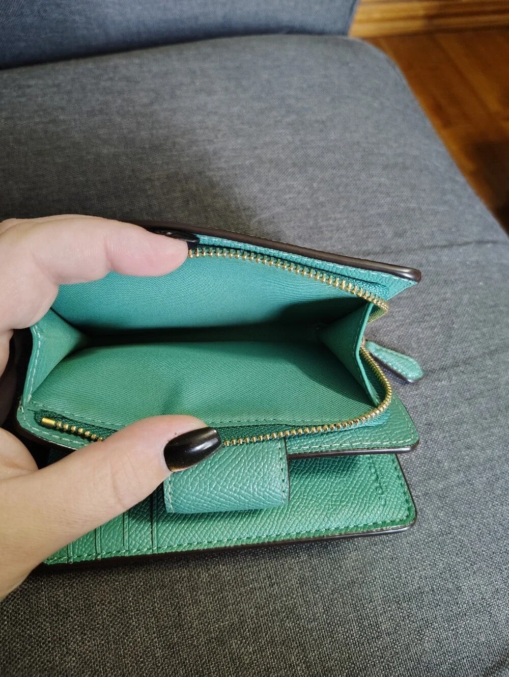 Coach Medium Corner Zip Wallet